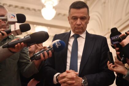 Sorin Grindeanu avertizeaza ca va cere alegeri anticipate daca PNL decide sambata sa iasa din guvern