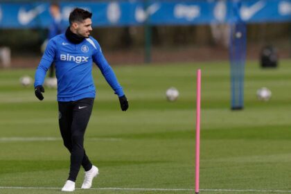 UEFA a luat o decizie in cazul lui Pedro Neto dupa ce jucatorul de la Chelsea a impins un copil de mingi