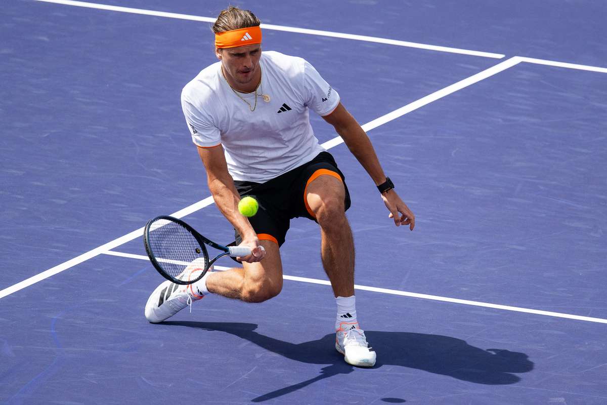 Zverev obtine o victorie usoara in fata lui Berrettini si se califica in turul trei la Indian Wells Raducanu progreseaza mai departe