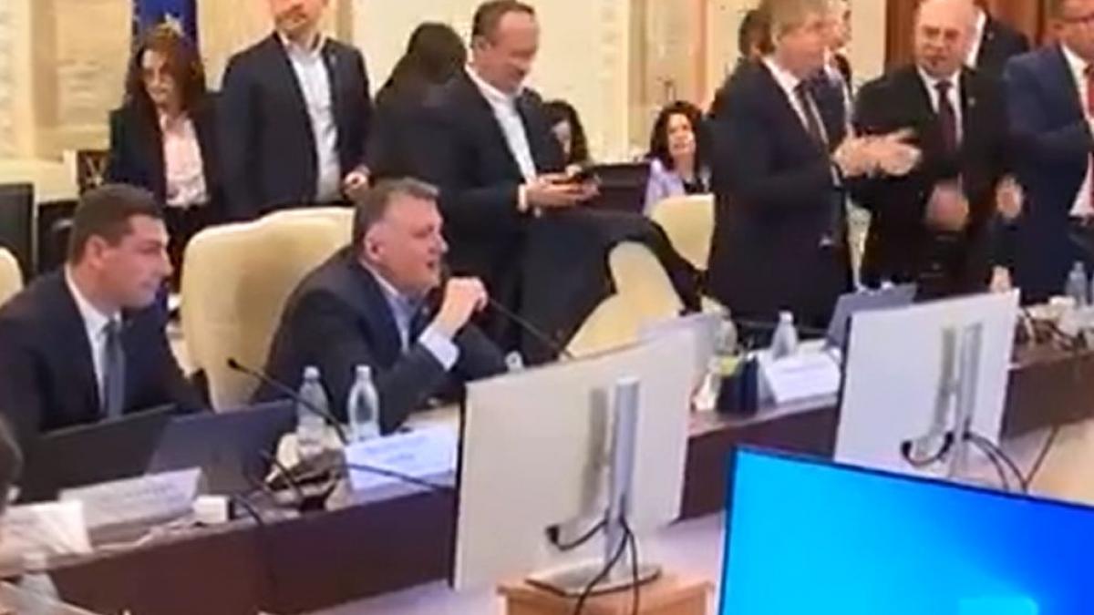matematica absurda a votului pentru amendamentul PSD 23 sub 26 a fost accepat sau nu
