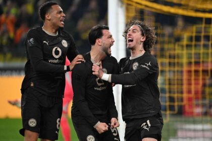 revenire impresionanta dortmund a intors soarta meciului in ultimele 15 minute dupa ce a fost condusa cu doua goluri