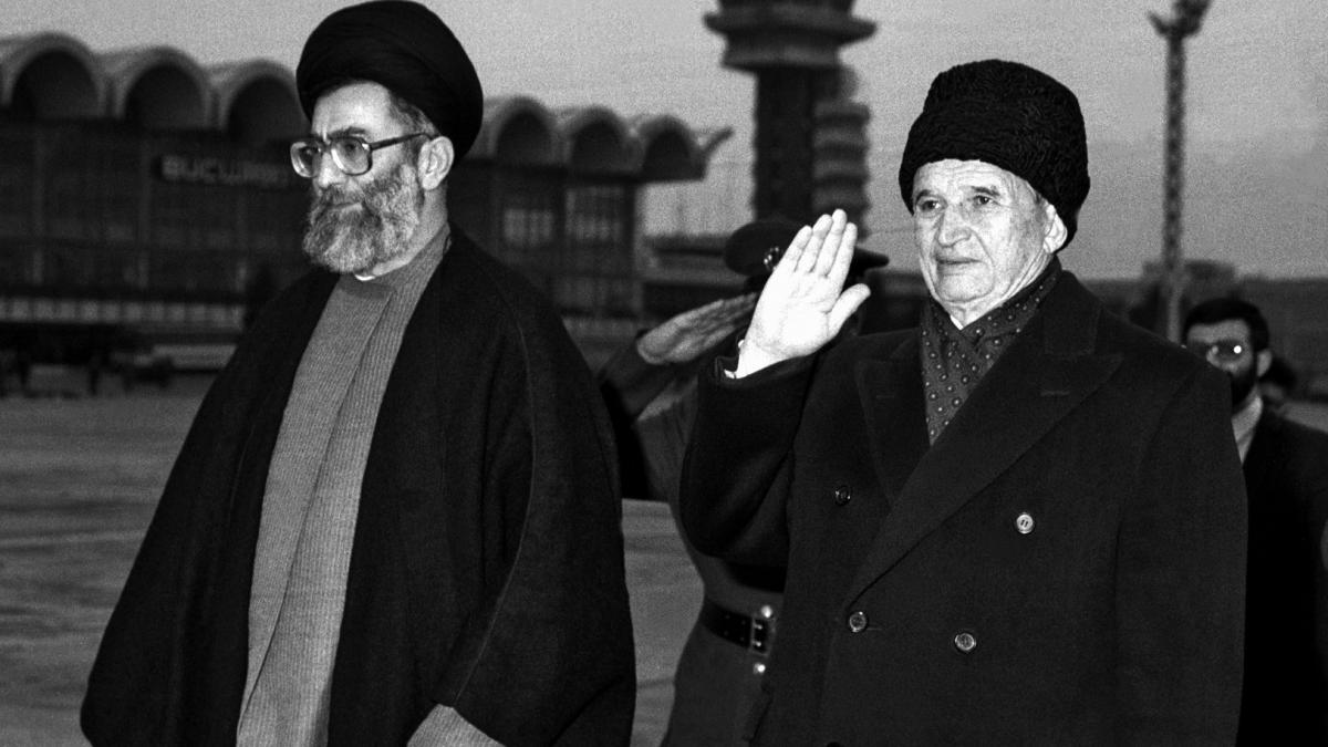 secretele ultimei vizite a lui nicolae ceausescu in iran se spune ca a adus cu sine teancuri cu