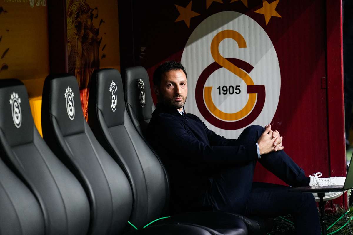 Au scos antrenorul dupa infrangerea umilitoare din derby Locul al doilea este in pericol