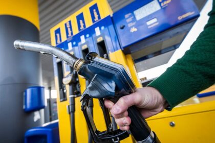Bolojan detaliaza masurile luate in criza carburanilor Guvernul nu obtine nimic in urma