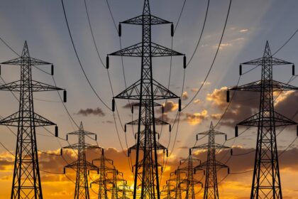 Cand va scadea pretul energiei in Romania Bogdan Ivan Cred ca incepand cu septembrie vom