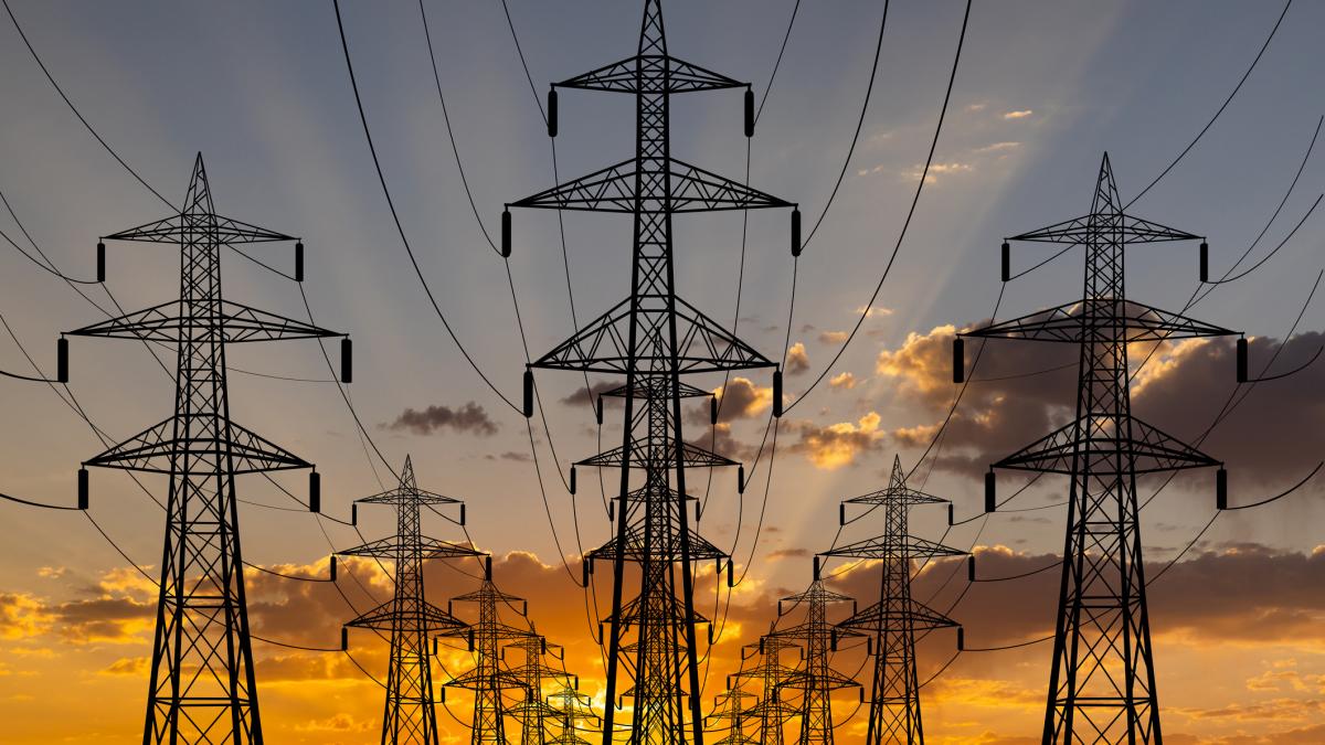 Cand va scadea pretul energiei in Romania Bogdan Ivan Cred ca incepand cu septembrie vom