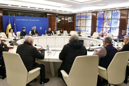 Consultari la Guvern cu sindicatele referitoare la noua lege a salarizarii si pensiile militare Veniturile in