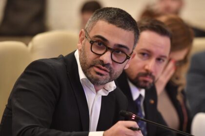 Florin Manole 28000 de tineri vor putea fi angajati cu sprijin financiar din partea statutului pentru o perioada de doi ani