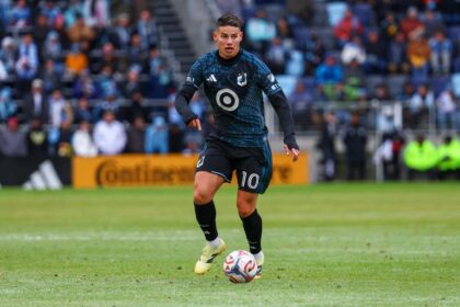 James Rodriguez a revenit la antrenamente iar clubul sau dezminte zvonurile privind o boala grava