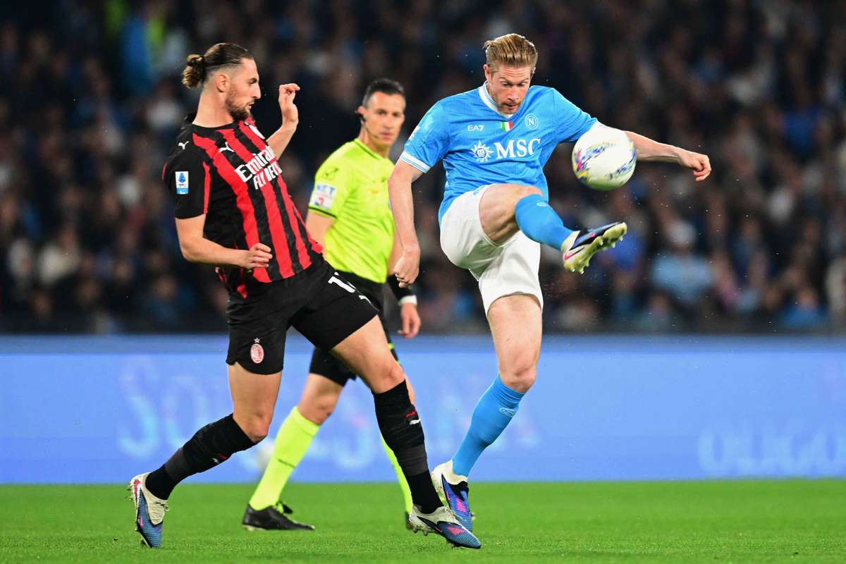 LIVE Napoli AC Milan Castigatoarea poate sa se apropie de Interul lui Chivu