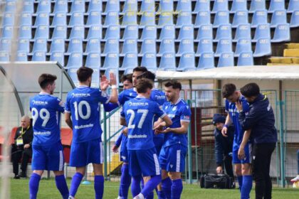 Liga 2 Metalul Buzau o infrunta decisiv pe Targu Mure Ceahlaul se apropie tot mai mult de retrogradare