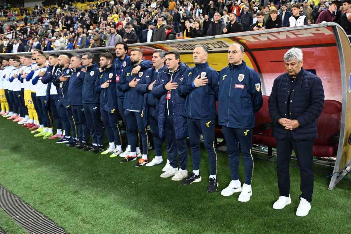 Mesaj emotionant din partea echipei nationale pentru Mircea Lucescu Luptati domnule Lucescu