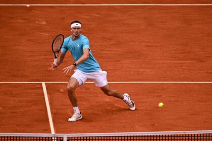 Monitorul tenisului Zverev il invinge pe Mensik dupa un meci de peste 2 ore Pliskova se va confrunta cu Potapova