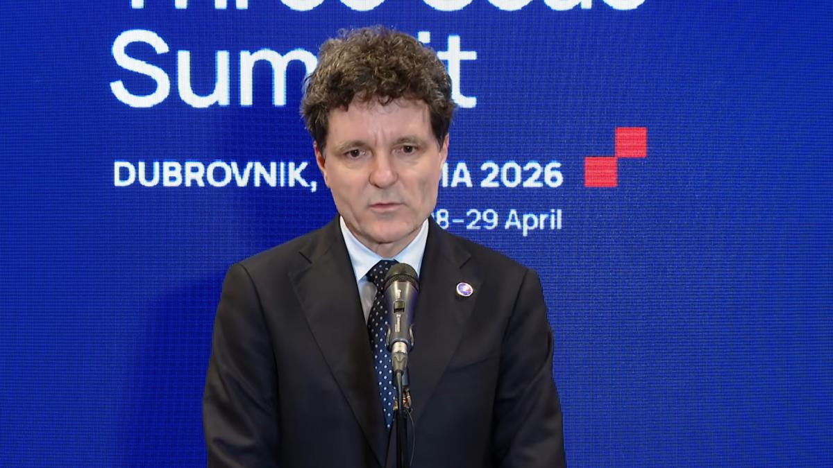 Nicuser Dan Imi doresc ca Romania sa fie guvernata de forte prooccidentale Suspendarea mea nu
