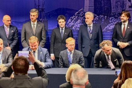 Nicuser Dan anunta investitii semnificative dupa aderarea Romaniei la Fondul celor Trei Mari