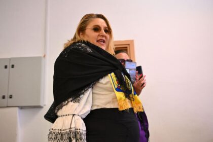 Parlamentul European a aprobat ridicarea imunitatii Dianei Sosoaca acuzata de 11 infractiuni