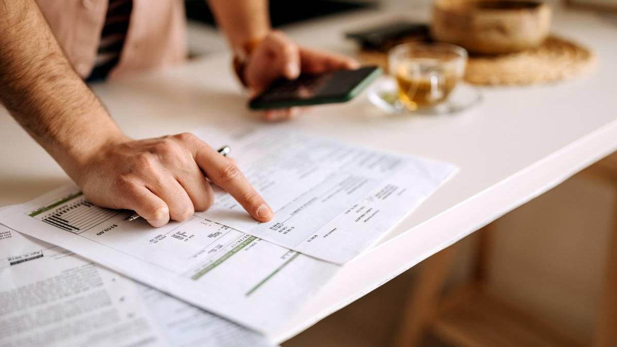 Proiect USR Facturile in valuta sa fie calculate la cursul BNR de cu o zi inainte