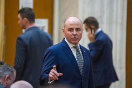 Romania nu poate deveni noul copil problema al UE Muraru O criza politica ar duce la o