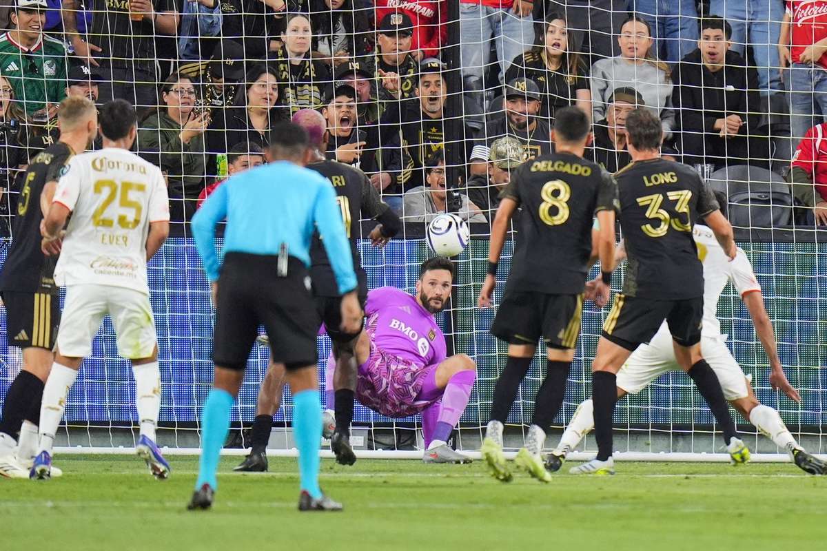 VIDEO Los Angeles FC Toluca 2 1 in prima mansa a semifinalelor Cupei Campionilor din CONCACAF