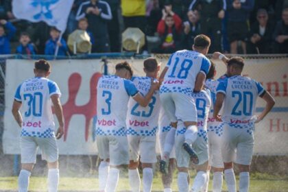 Victorie clara pentru Corvinul si un nou pas important spre promovarea in Superliga