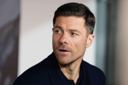 Xabi Alonso favorit pentru postul de antrenor la Chelsea
