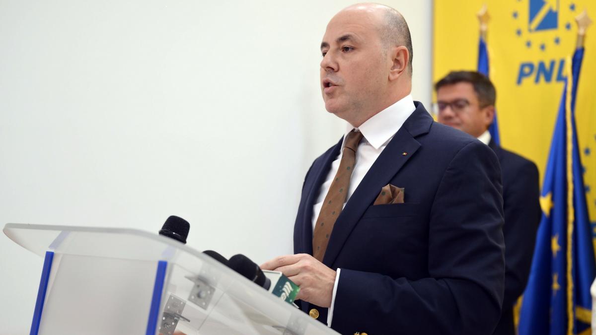 Alexandru Muraru ii acuza pe cei de la PSD si AUR ca saboteaza programul SAFE punand A7 si A8 in pericol E un