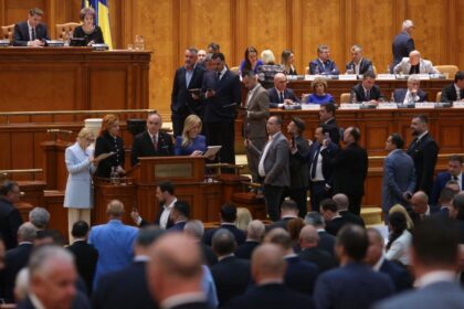 Cei 63 care pot decide cine va forma guvernul Grindeanu Sunt oameni de valoare Bolojan Putem sa