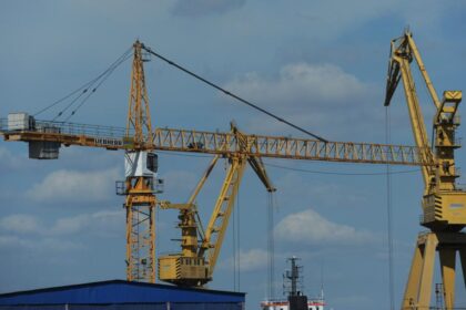 Identificarea unui investitor pentru santierul Mangalia o prioritate cruciala pentru Guvern Darau