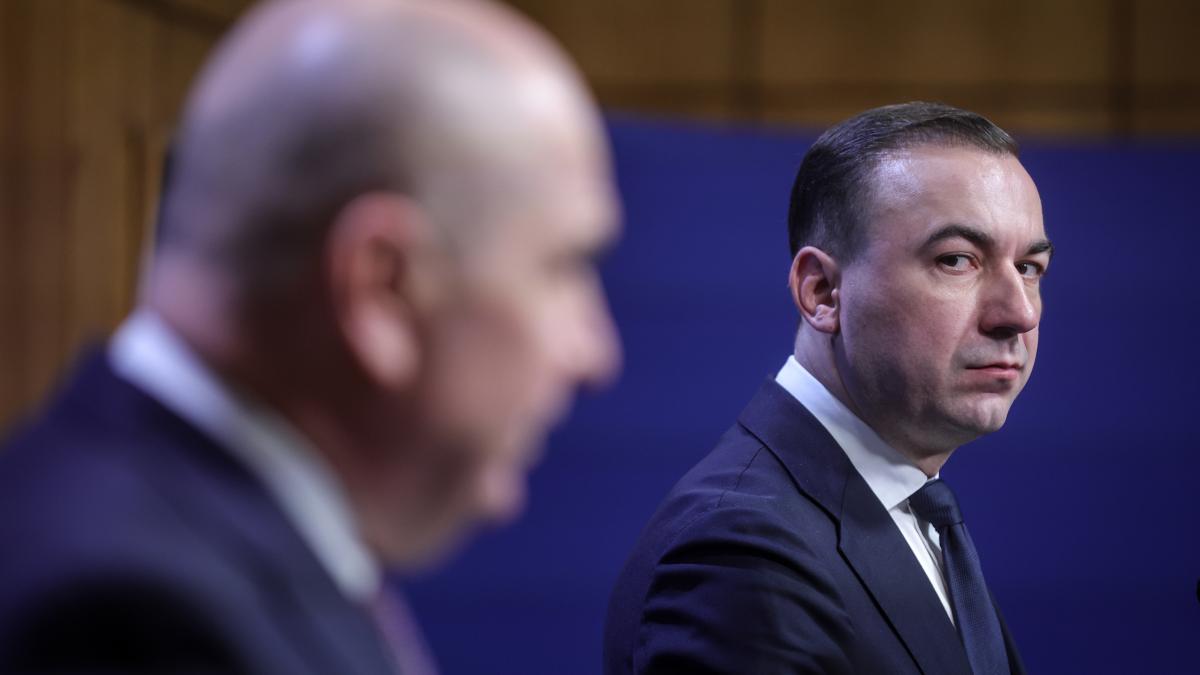Ilie Bolojan face publica lista neregulilor identificate la Ministerul Energiei dupa Bogdan Ivan