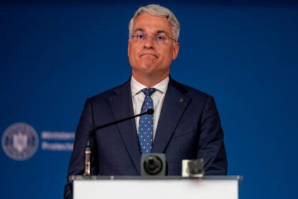 Ministrul Dragos Pislaru se plange de salariul mic si afirma ca este sustinut de sotie Locul de