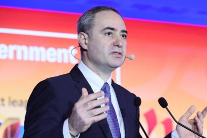 Nazare Traversam o perioada dificila Nu ne putem permite experimente politice intr un asfalt de context