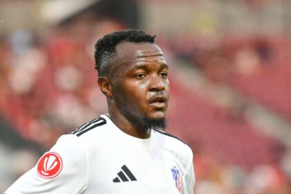 Oficial Un jucator de seama si a extins contractul cu FC Botosani inainte de barajul cu FCSB