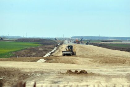 Radu Miruta a cedat cinci autostrazi evaluate la 10 miliarde de euro catre o firma cu 73 de angajati