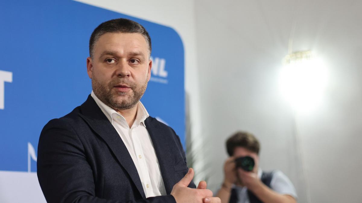 ciucu excludem noi negocieri cu psd scopul lor este sa slabesca pnl si sa l transforme intr un sluga sau breloc nu ne
