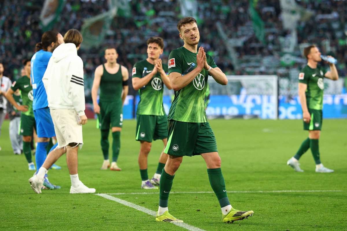 lupta acerba pentru evitarea retrogradarii in bundesliga trei echipe se lupta pentru un loc