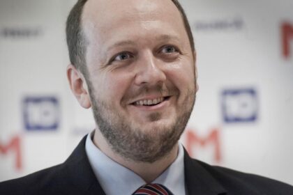 Adrian Papahagi explica de ce l a refuzat pe prietenul sau Tomac Nu vreau sa ma implic in
