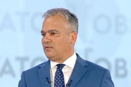 Adrian Vestea Imi doresc ca Alexandru Nazare sa ramana la Ministerul Finantelor Voi avea discutii si cu Catalin