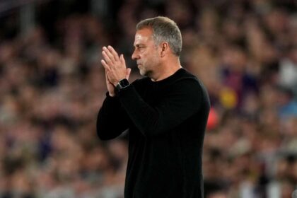 Hansi Flick a reiterat performanta Cel mai bun antrenor din La Liga si in sezonul 20252026