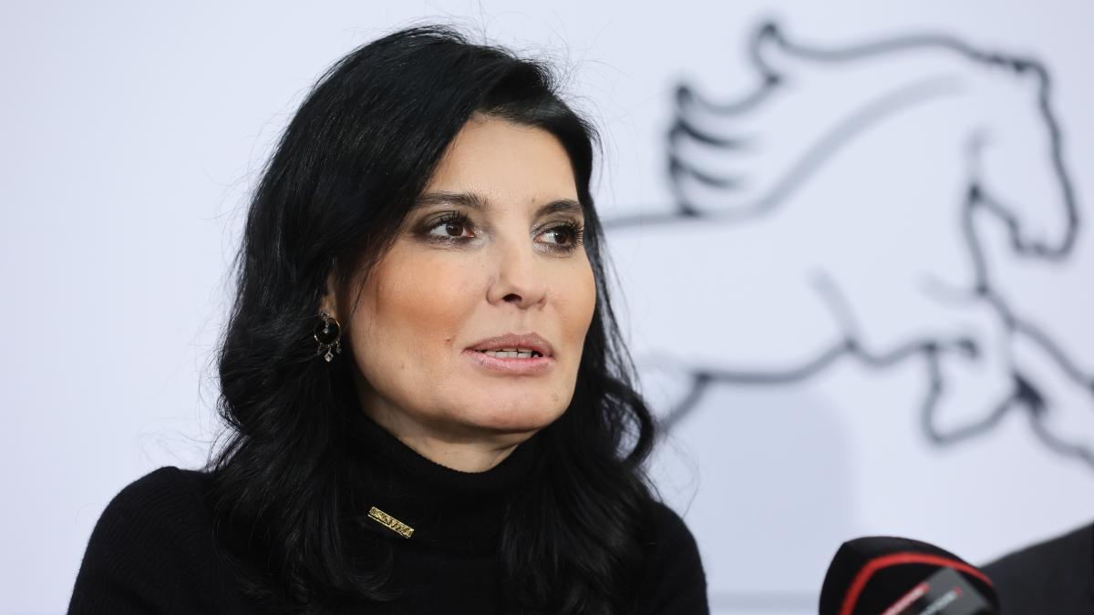 Lavinia Sandru PUSL Inflaia a scpat de sub control Romnii nu mai pot fi lsai s se descurce singuri