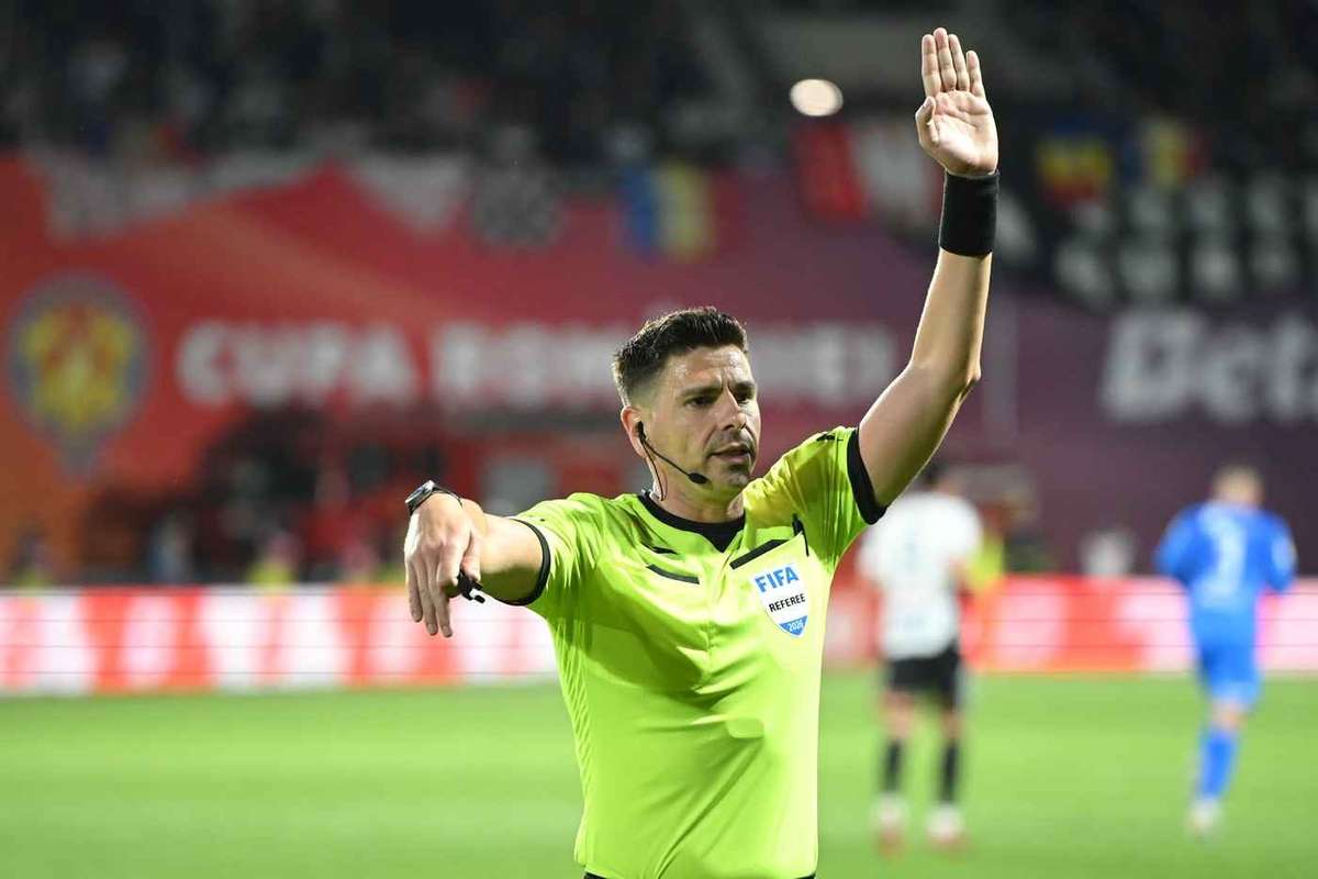 Marian Barbu va conduce la centru meciul amical dintre Polonia si Nigeria