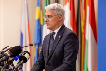 Ministrul Dragos Pislaru anunta o consultare cu intreaga societate referitoare la legea salarizarii in