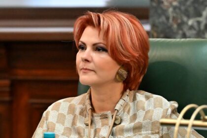 Olgua Vasilescu Bolojan vrea sa ne propuna un prim ministru care nu stie cum se traiesc in