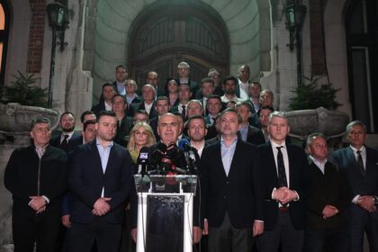 PNL anunta ca va evalua propunerile lui Eugen Tomac dar impune restrictii pentru vot
