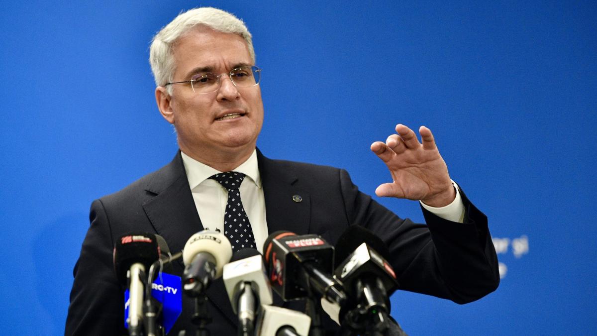 Pislaru anunta eliminarea discrepantele salariale din sistemul sanitar Acolo unde apar dezechilibre vom