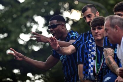 Real Madrid isi indreapta privirea catre un aparator din echipa lui Cristi Chivu