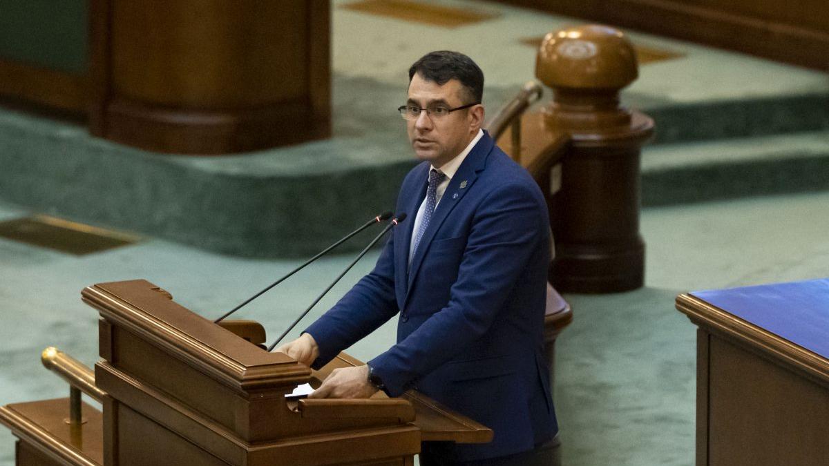 Senator USR Numirea lui Adrian Vestea schimba radical situatia Acorda o nota de lipsa de seriozitate