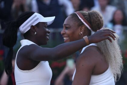 Serena Williams nevoita sa se retraga din proba de dublu de la Queens din cauza accidentarii partenerei sale Mboko
