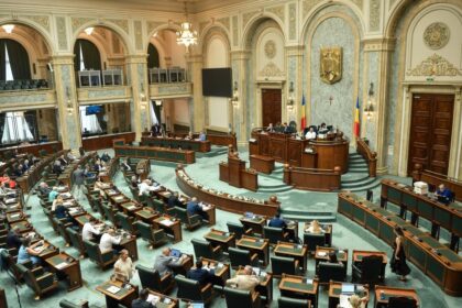 Surpriza in Senat doi senatori din grupul Pace Intai Romania au anuntat ca se alatura grupului