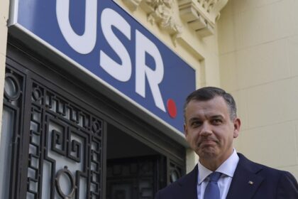 Surse Ce le a transmis Tomac liderilor PNL si USR despre actiunile pe care Nicusor Dan le va intreprinde in cazul in care guvernul pica la vot