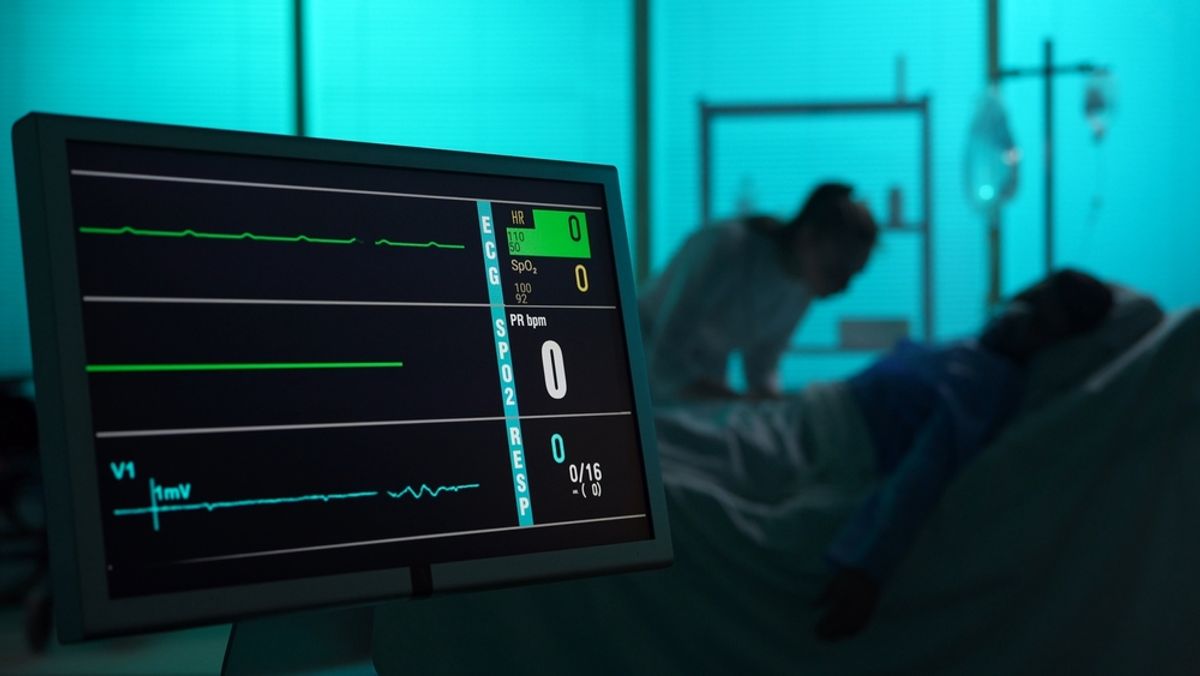 Un barbat readus la viata dupa ce medicii l au declarat mort sustine ca a intalnit oameni din viitor Marturisirile sale sunt infricosatoare Comunicau telepatic